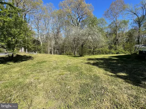 Exterior - 18006 Trossbach Rd, Dameron, MD 20628 photo 2 of 6