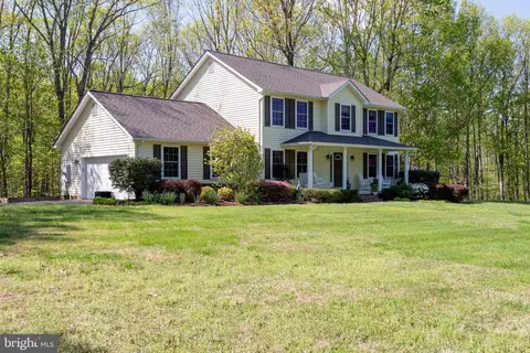 22373 Bretmar Dr, Leonardtown, MD 20650