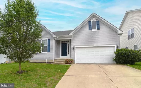 22237 Scott Cir, Lexington Park, MD 20653