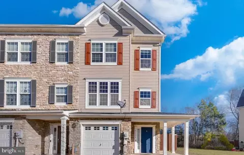 45520 Catalina Ln, California, MD 20619