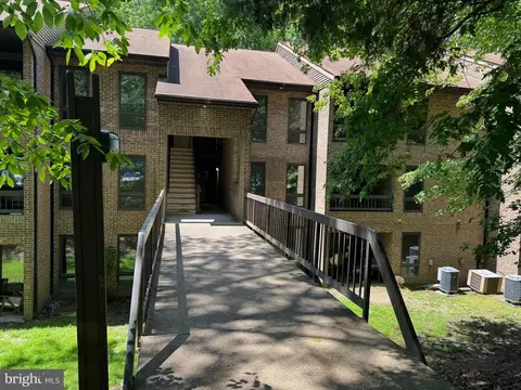 23311 Sugar Maple Ct #12B, California, MD 20619