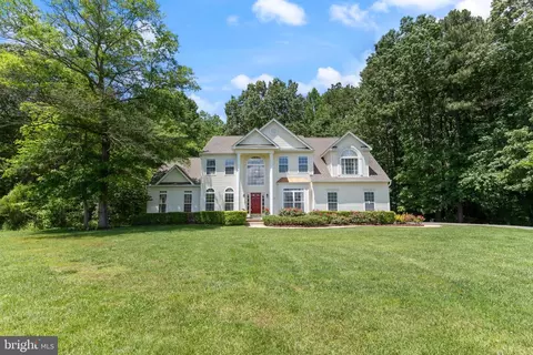 46090 N Greens Rest Dr, Great Mills, MD 20634