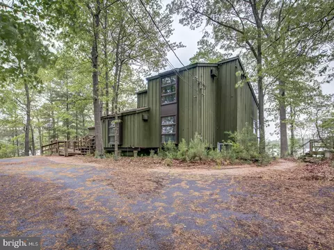 30030 Skyview Dr, Mechanicsville, MD 20659