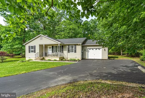 26631 Cecilia Ct, Mechanicsville, MD 20659