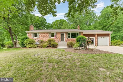 24473 Joy Chapel Ln, Hollywood, MD 20636
