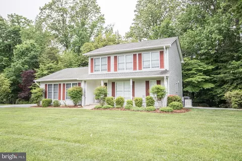 23267 Esperanza Dr, Lexington Park, MD 20653