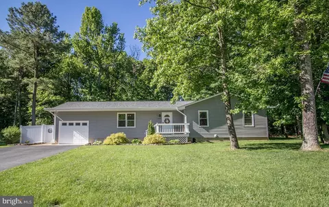 21665 Galatea St, Lexington Park, MD 20653