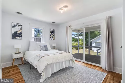 Bedroom - 45154 Lighthouse Rd, Piney Point, MD 20674 photo 1 of 5