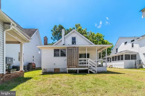 Exterior - 45154 Lighthouse Rd, Piney Point, MD 20674 photo 7 of 11