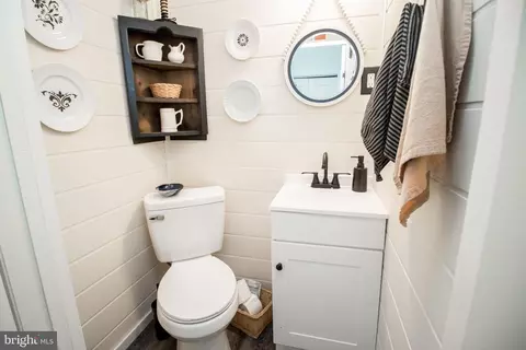 Bath - 17254 Larimer St, Piney Point, MD 20674 photo 3 of 3