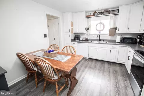 Kitchen - 17254 Larimer St, Piney Point, MD 20674 photo 3 of 5
