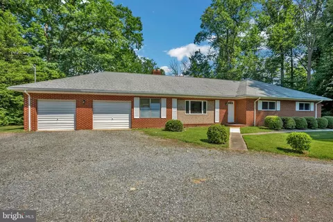 45382 Sypher Rd, California, MD 20619