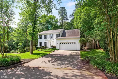 44021 Silverwood Ln, California, MD 20619