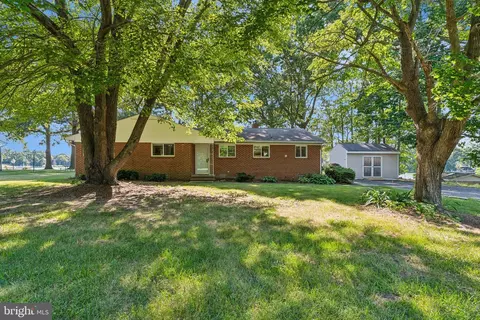 47992 Waterview Dr, Saint Inigoes, MD 20684