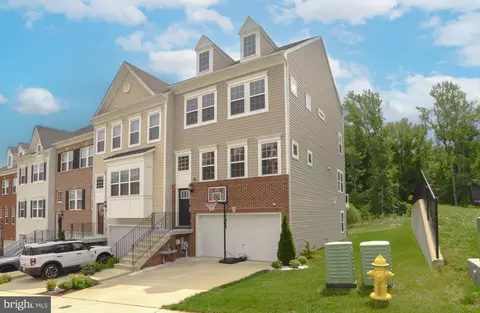 23824 Myrtle Glen Way, California, MD 20619
