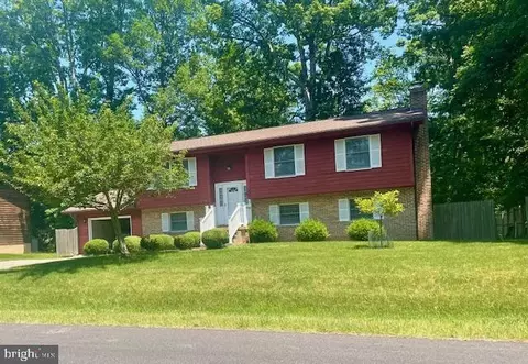 21570 Constellation St, Lexington Park, MD 20653