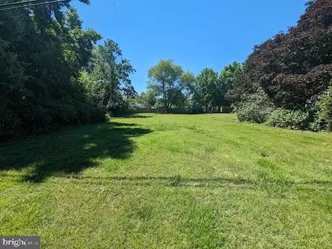 40367 Dockser Dr, Mechanicsville, MD 20659