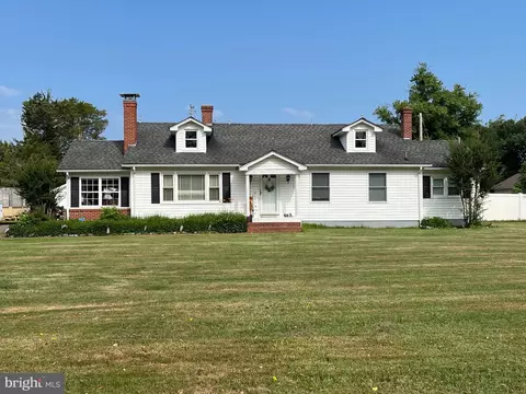21425 Colton Point Rd, Avenue, MD 20609