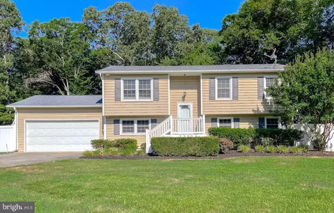37004 Tanyard Dr, Mechanicsville, MD 20659