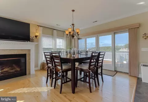 Dining - 16165 Piney Point Rd, Piney Point, MD 20674 photo 2 of 3
