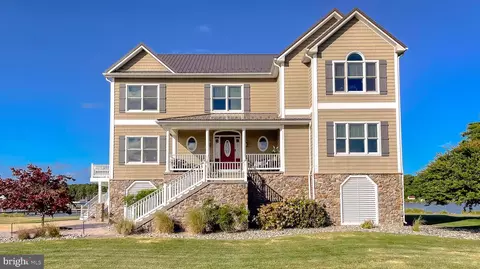 Exterior - 16165 Piney Point Rd, Piney Point, MD 20674 photo 1 of 15
