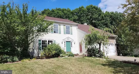 20810 Red Rose Ct, Lexington Park, MD 20653