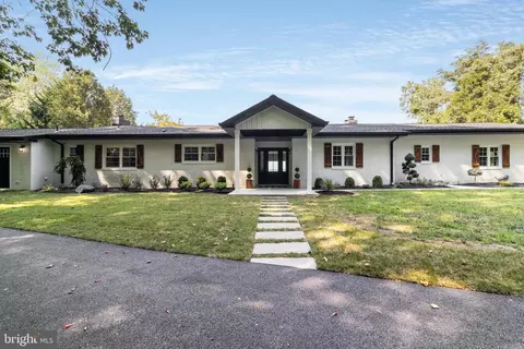 41840 Gibson Dr, Mechanicsville, MD 20659