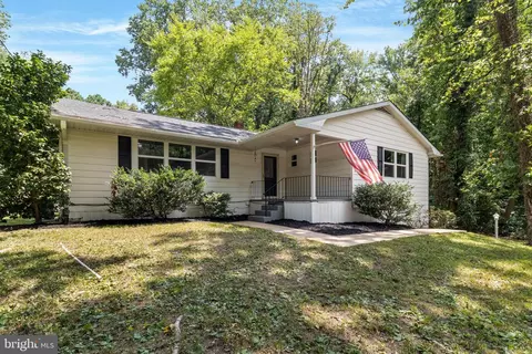 23656 Gross Dr, California, MD 20619
