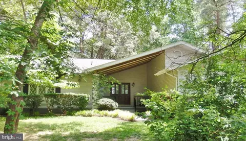 23074 Purple Plum Way, California, MD 20619