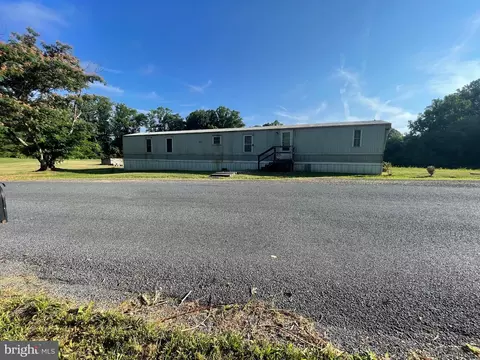 39670 Harpers Corner Rd, Mechanicsville, MD 20659