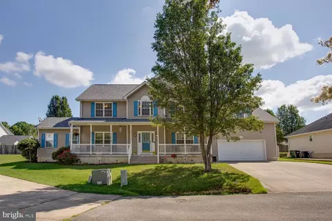 22250 Cosmos Ln, Great Mills, MD 20634