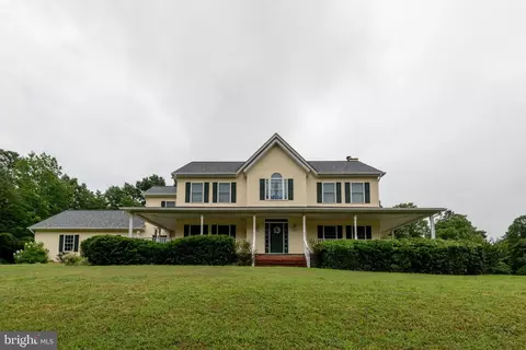 19858 Summerwood Ct, Great Mills, MD 20634