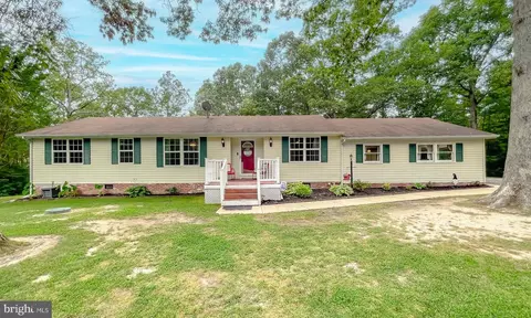 22755 Deerhaven Ln, California, MD 20619