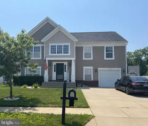 45570 Bethson St, California, MD 20619