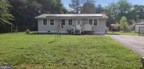 29848 Lee Rd, Mechanicsville, MD 20659