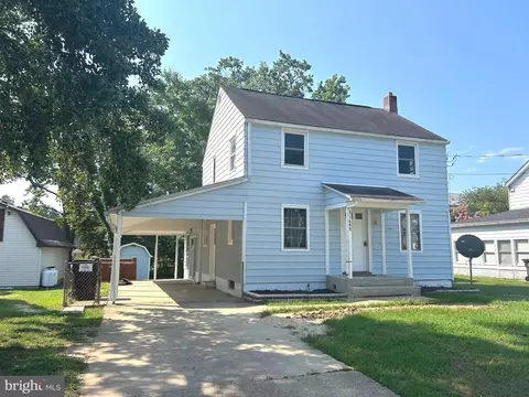 21683 N Essex Dr, Lexington Park, MD 20653