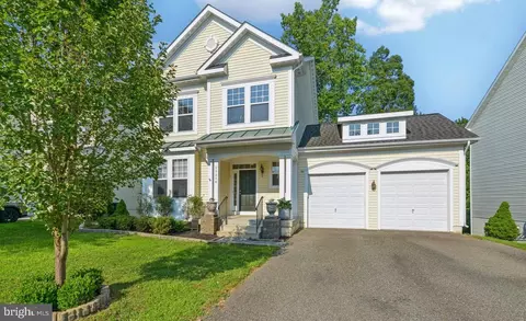 23258 Daffodil Dr, California, MD 20619