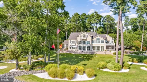 Exterior - 16105 Thomas Rd, Piney Point, MD 20674 photo 7 of 16