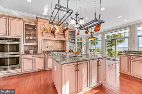 Kitchen - 16105 Thomas Rd, Piney Point, MD 20674 photo 2 of 7