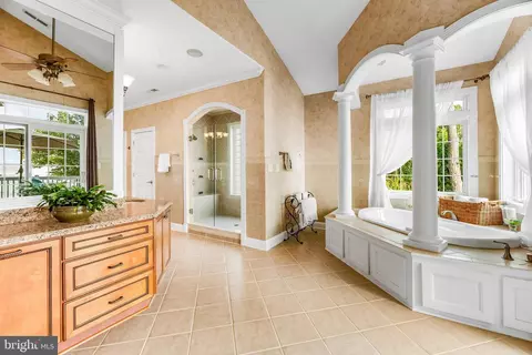 Bath - 16105 Thomas Rd, Piney Point, MD 20674 photo 2 of 8