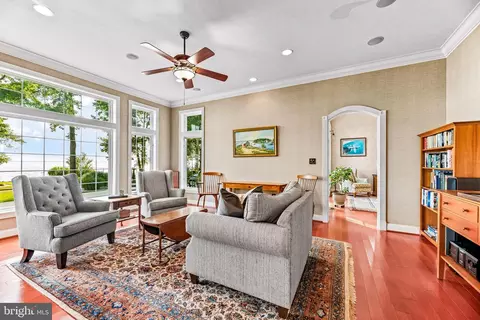 Living - 16105 Thomas Rd, Piney Point, MD 20674 photo 6 of 8