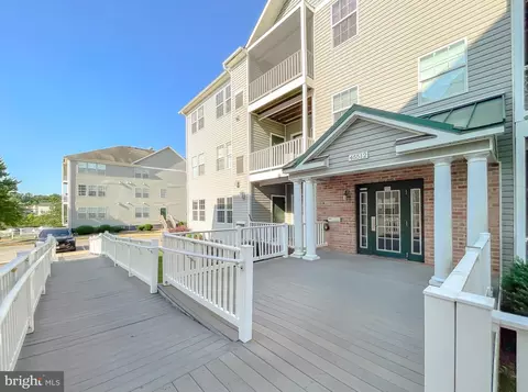 45512 Westmeath Way #B33, Great Mills, MD 20634