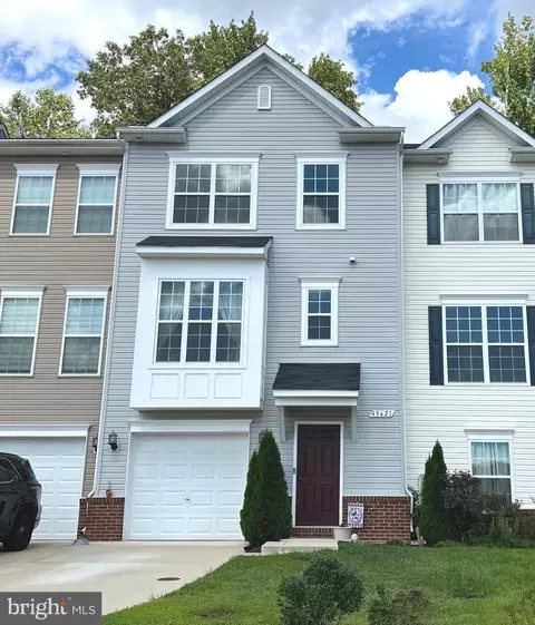 45621 Bethfield Way, California, MD 20619