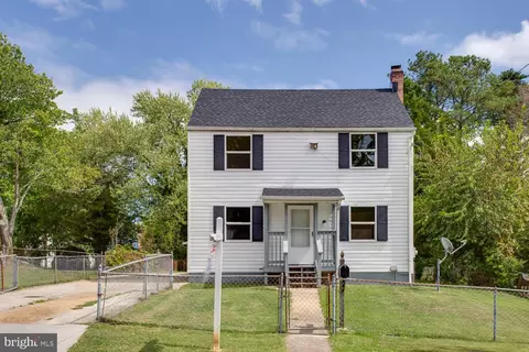 21680 Hancock Rd, Lexington Park, MD 20653