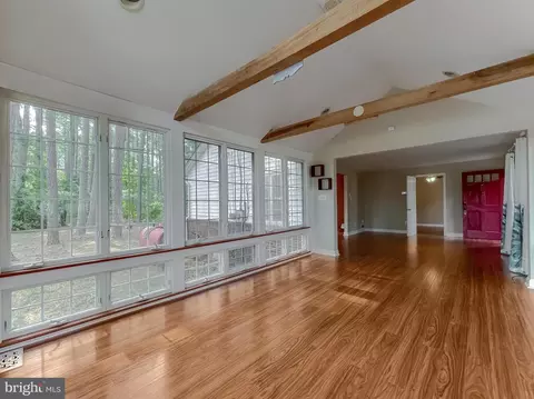 Living - 16444 Piney Point Rd, Piney Point, MD 20674 photo 2 of 4