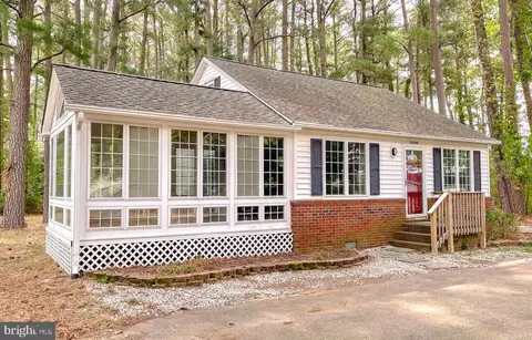Exterior - 16444 Piney Point Rd, Piney Point, MD 20674 photo 1 of 4