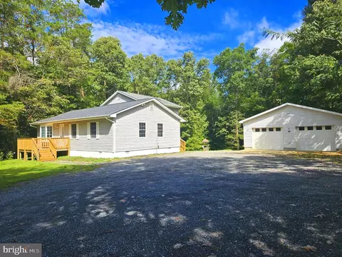 42342 Riva Ridge Dr, Hollywood, MD 20636
