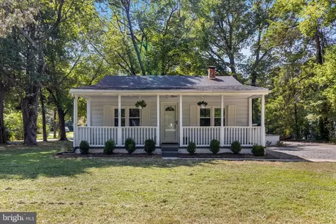 19731 Three Notch Rd, Lexington Park, MD 20653