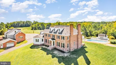 39250 Cooney Neck Rd, Mechanicsville, MD 20659