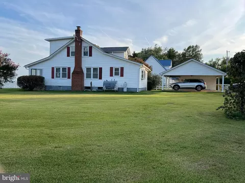 38335 Point Breeze Rd, Coltons Point, MD 20626 photo 4